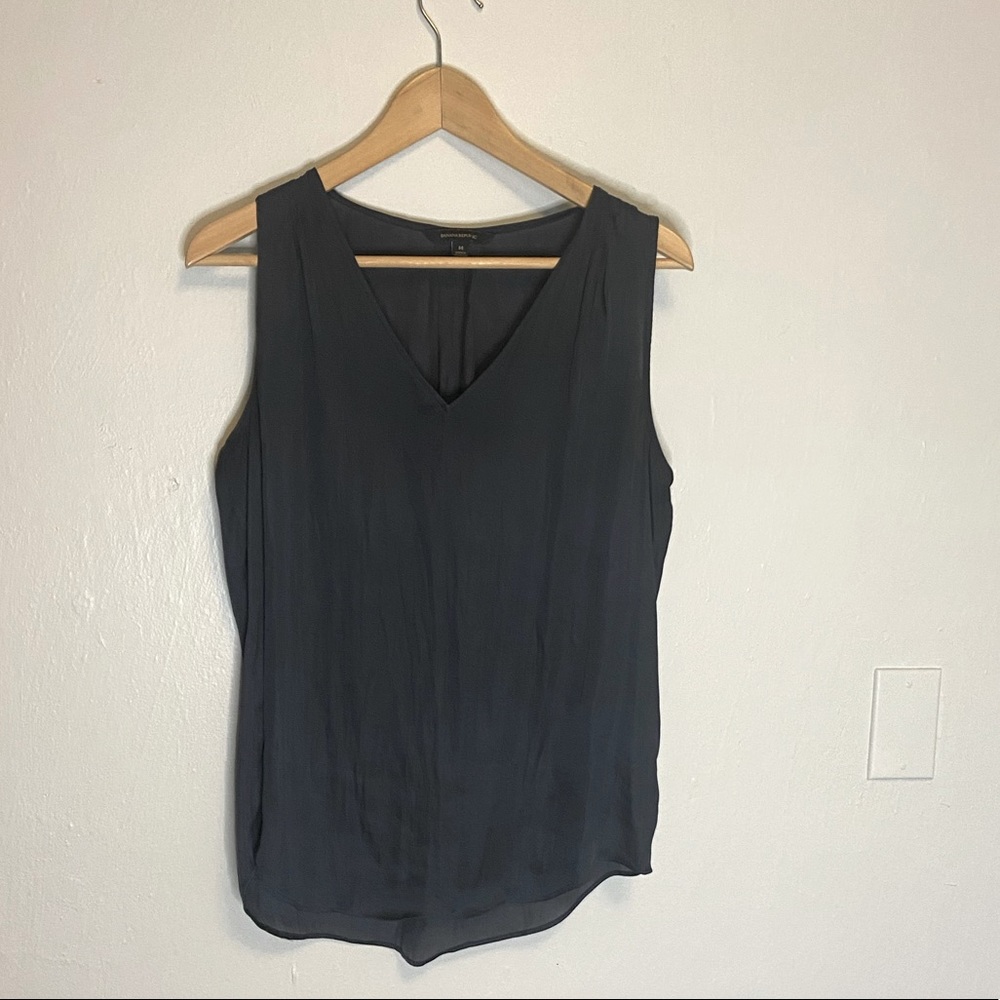 Banana Republic silky shell